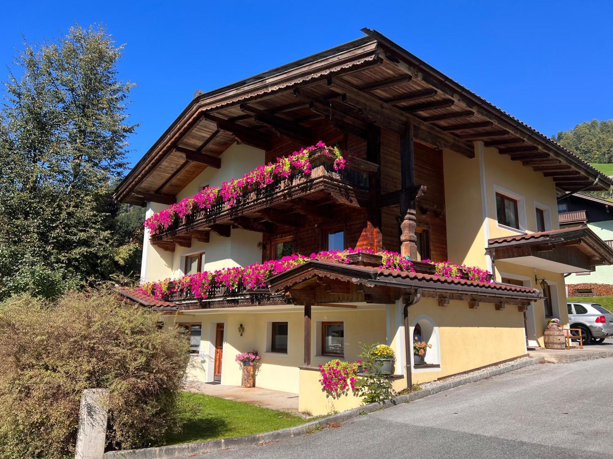 Ferienwohnung Platzhirsch Panorama View Balkon, Gartensauna, Garten, Grillplatz Штумм Екстер'єр фото